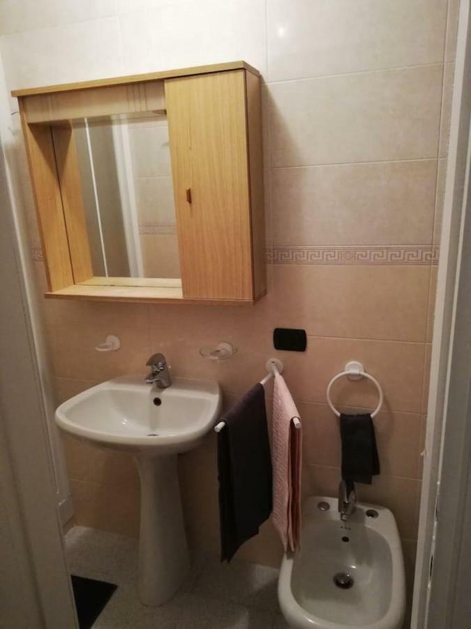 Centro E Parco 10 Min - Flat In Monza Apartment Luaran gambar