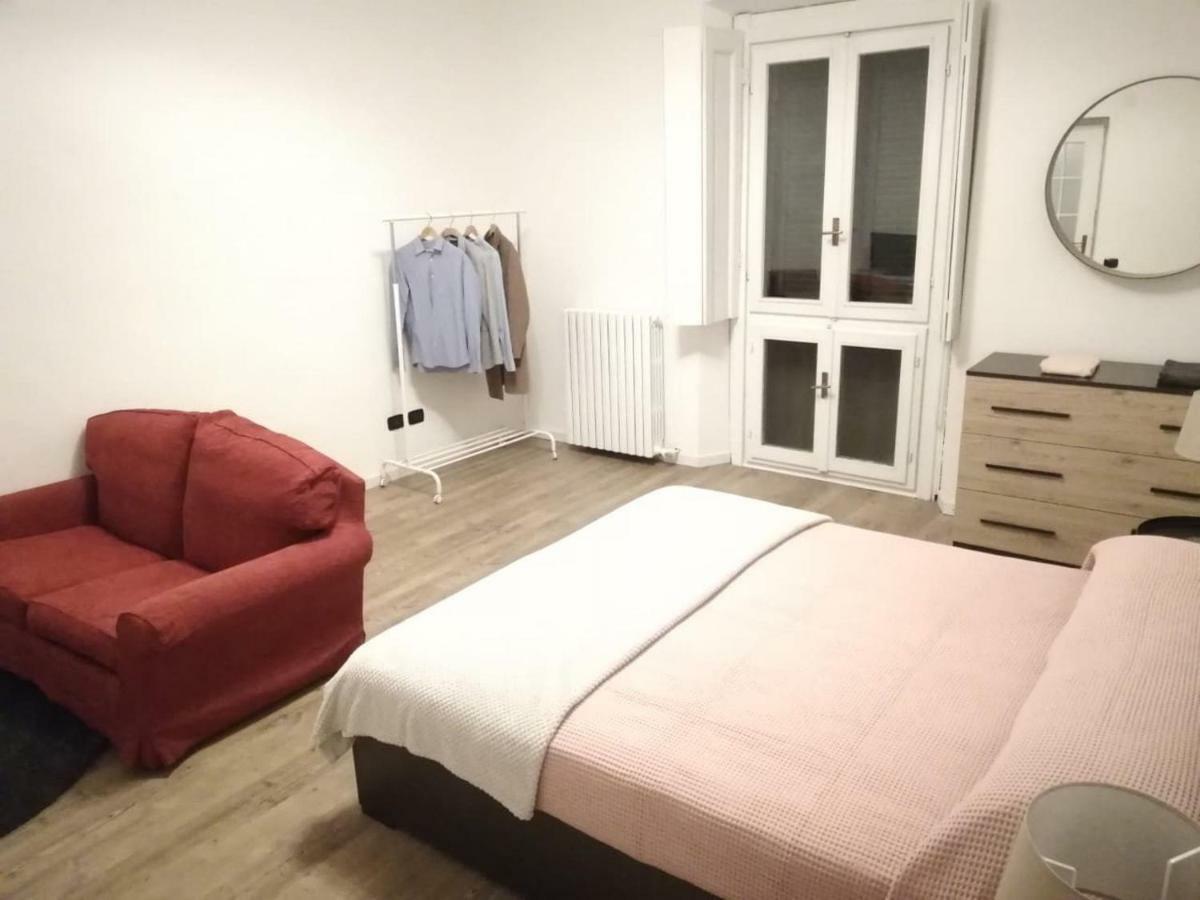 Centro E Parco 10 Min - Flat In Monza Apartment Luaran gambar