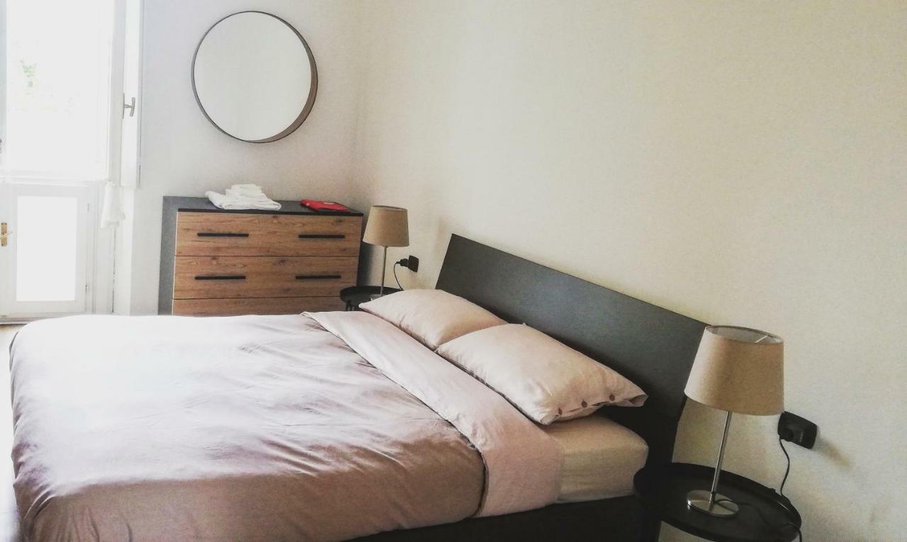 Centro E Parco 10 Min - Flat In Monza Apartment Luaran gambar